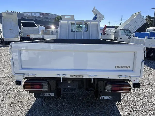 マツダ タイタン KK-WH6HH(2WD)の写真7
