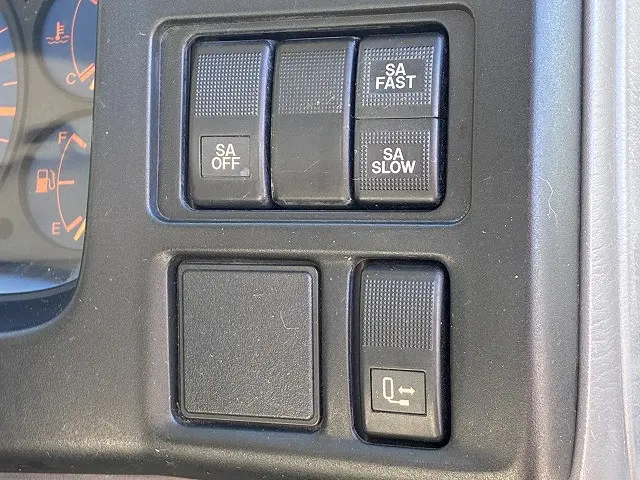 マツダ タイタン KK-WH6HH(2WD)の写真32