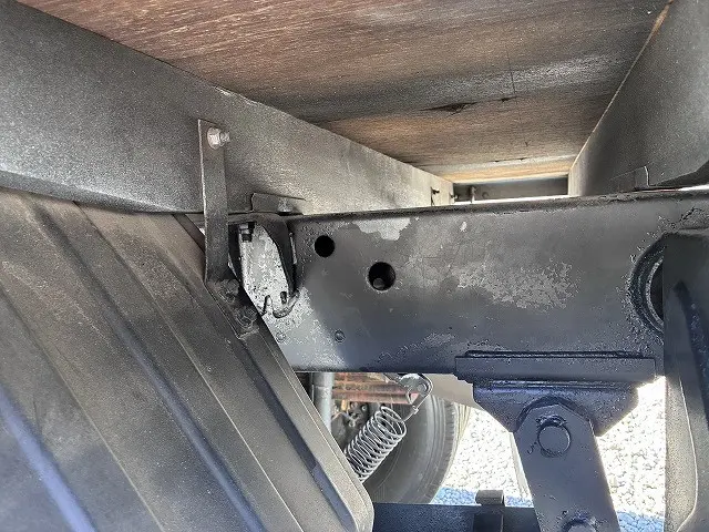マツダ タイタン KK-WH6HH(2WD)の写真44