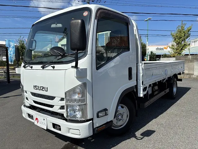 いすゞ エルフ TPG-NMR85AR(2WD)の写真1
