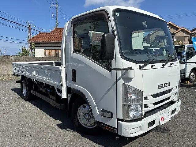 いすゞ エルフ TPG-NMR85AR(2WD)の写真3