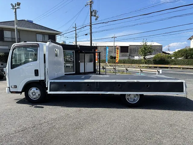 いすゞ エルフ TPG-NMR85AR(2WD)の写真11