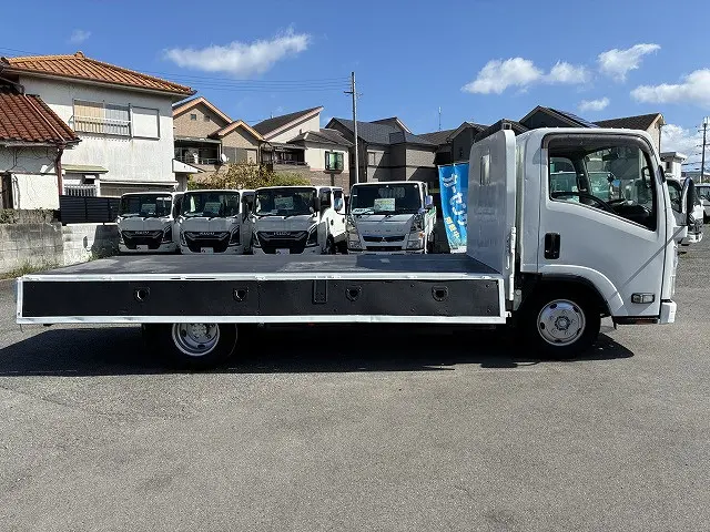 いすゞ エルフ TPG-NMR85AR(2WD)の写真12