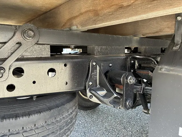いすゞ エルフ TPG-NMR85AR(2WD)の写真19