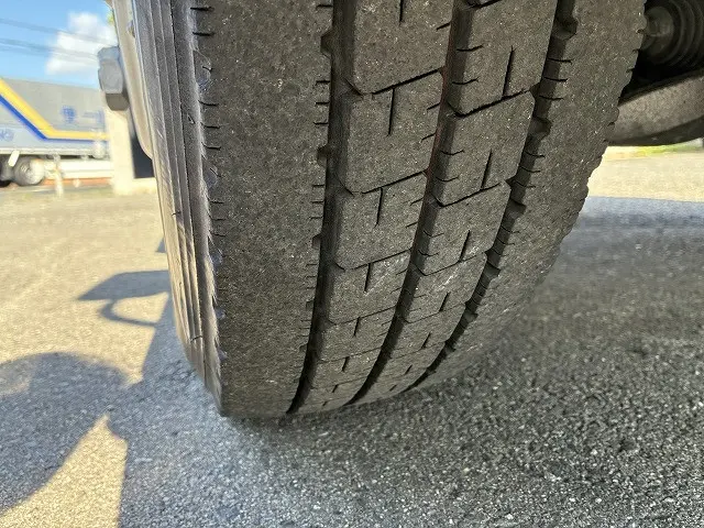 いすゞ エルフ TPG-NMR85AR(2WD)の写真22