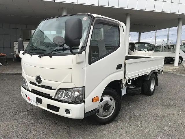 日野 デュトロ 2RG-XZU605M(2WD)の写真1