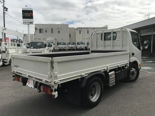 日野 デュトロ 2RG-XZU605M(2WD)の写真6