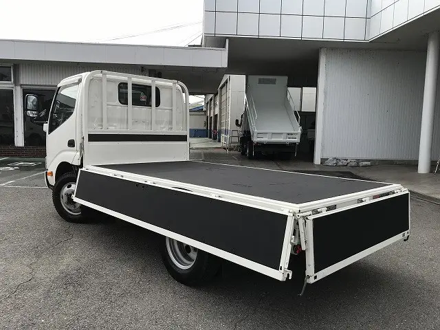 日野 デュトロ 2RG-XZU605M(2WD)の写真11