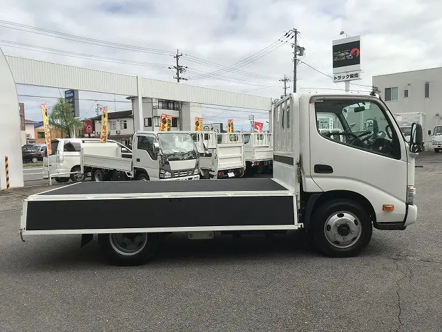 日野 デュトロ 2RG-XZU605M(2WD)の写真15