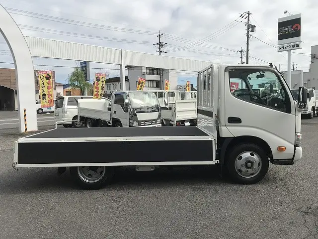 日野 デュトロ 2RG-XZU605M(2WD)の写真15