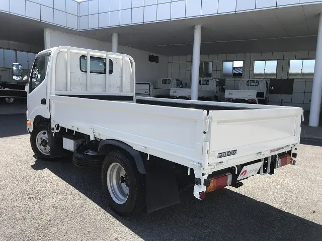 日野 デュトロ 2RG-XZU605M(2WD)の写真4