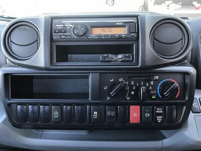 日野 デュトロ 2RG-XZU605M(2WD)の写真26