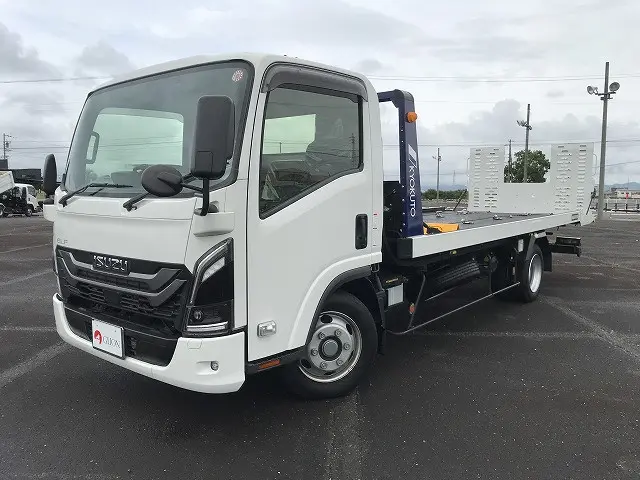いすゞ エルフ 2TG-NPR88AM(2WD)の写真9