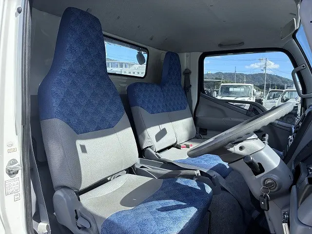 三菱 キャンター PDG-FE83DN(2WD)の写真30