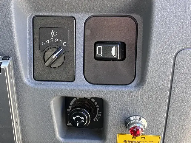 三菱 キャンター PDG-FE83DN(2WD)の写真38