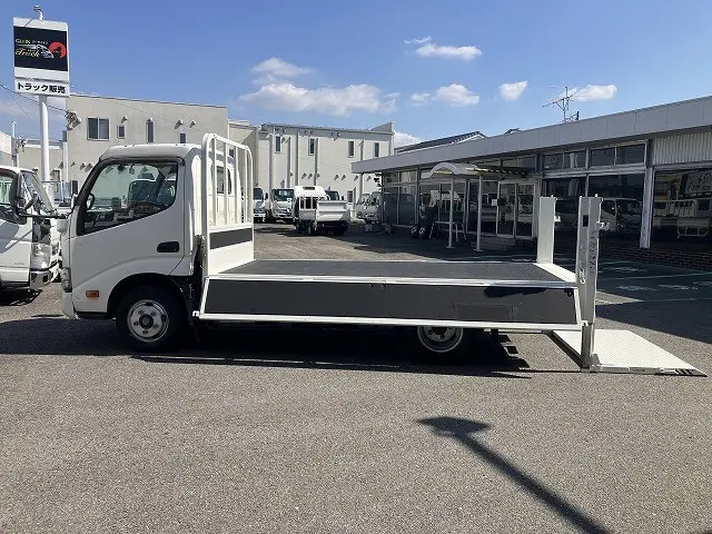 日野 デュトロ TKG-XZU645M(2WD)の写真11