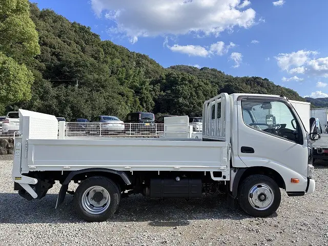 トヨタ トヨエース TKG-XZC605(2WD)の写真5