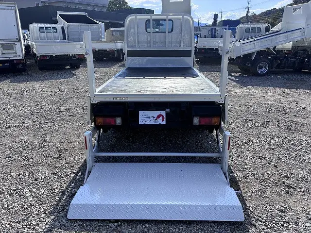 トヨタ トヨエース TKG-XZC605(2WD)の写真14