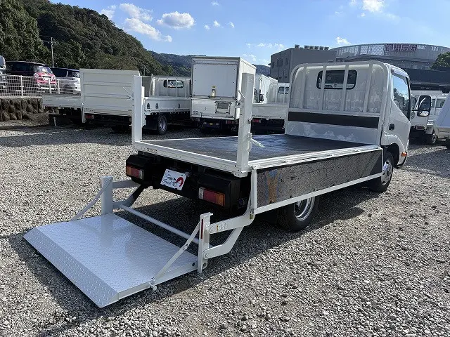 トヨタ トヨエース TKG-XZC605(2WD)の写真15