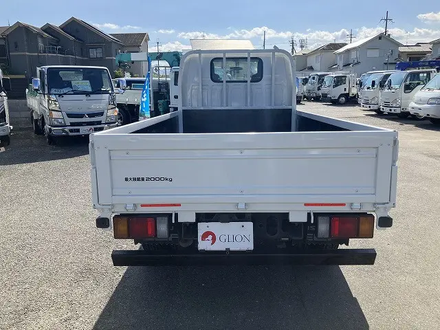 いすゞ エルフ TRG-NJR85A(2WD)の写真7