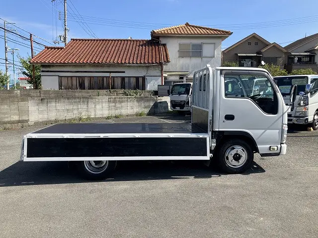 いすゞ エルフ TRG-NJR85A(2WD)の写真12