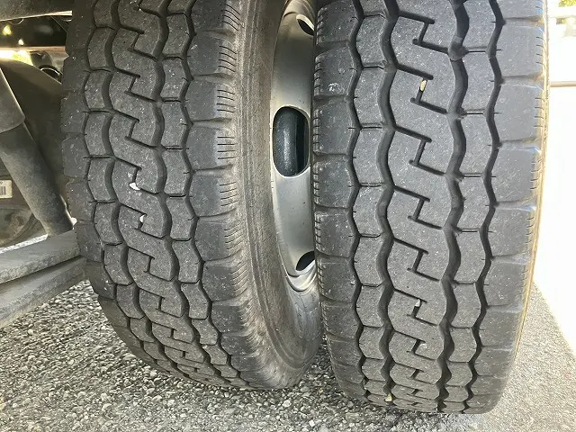 いすゞ エルフ TRG-NJR85A(2WD)の写真30