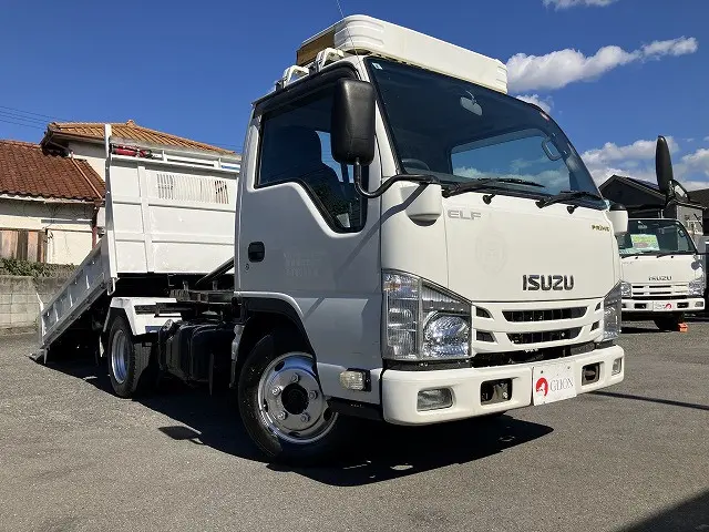 いすゞ エルフ TPG-NKR85AN(2WD)の写真3