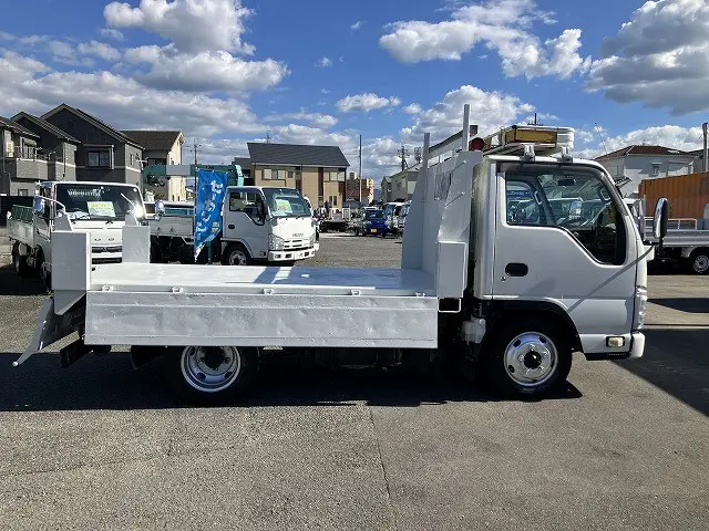 いすゞ エルフ TPG-NKR85AN(2WD)の写真19