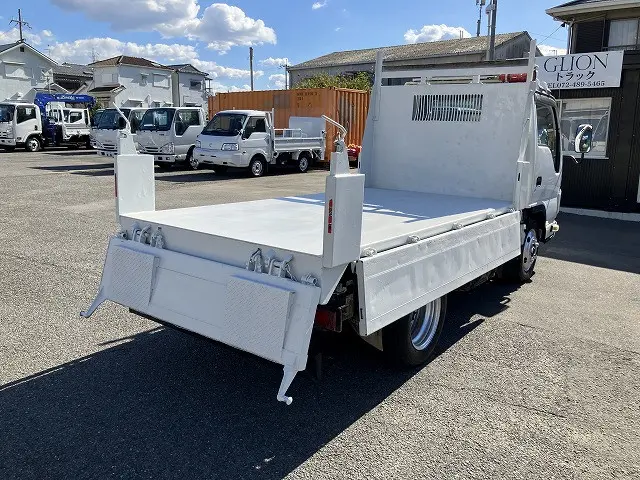 いすゞ エルフ TPG-NKR85AN(2WD)の写真22