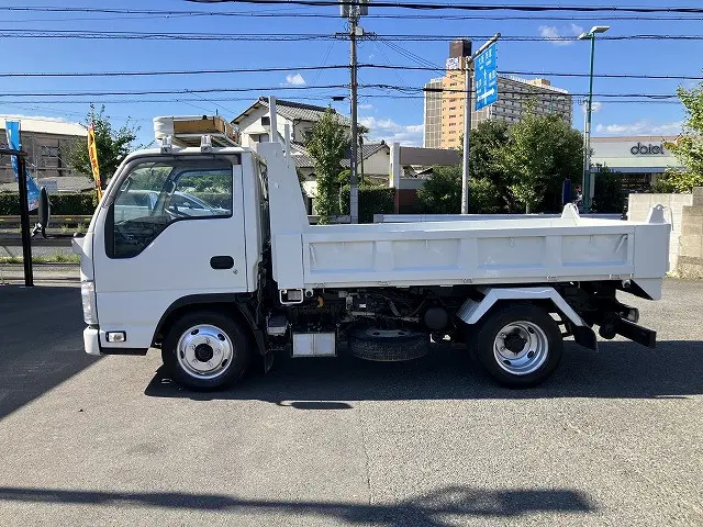 いすゞ エルフ TPG-NKR85AN(2WD)の写真25