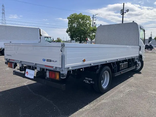 いすゞ エルフ 2RG-NPR88AC(2WD)の写真8