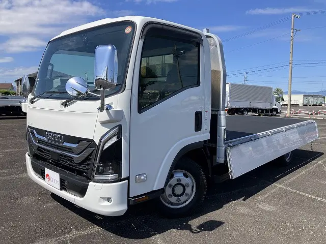 いすゞ エルフ 2RG-NPR88AC(2WD)の写真9