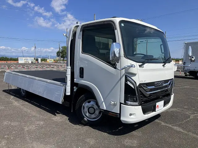 いすゞ エルフ 2RG-NPR88AC(2WD)の写真10