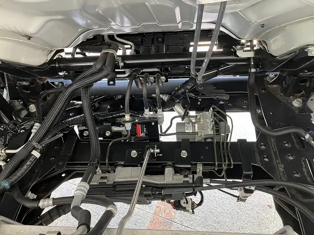 いすゞ エルフ 2RG-NPR88AC(2WD)の写真21