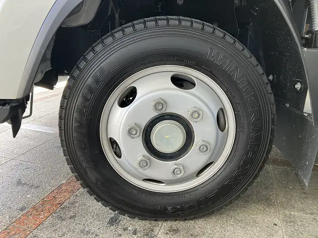 いすゞ エルフ 2RG-NPR88AC(2WD)の写真25