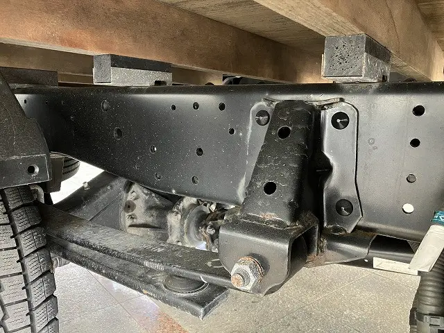 いすゞ エルフ 2RG-NPR88AC(2WD)の写真30
