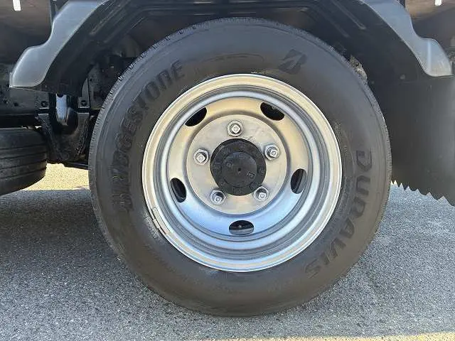 いすゞ エルフ TPG-NKS85A(4WD)の写真28