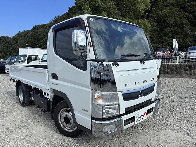 三菱 キャンター TPG-FBA00(2WD)の写真3
