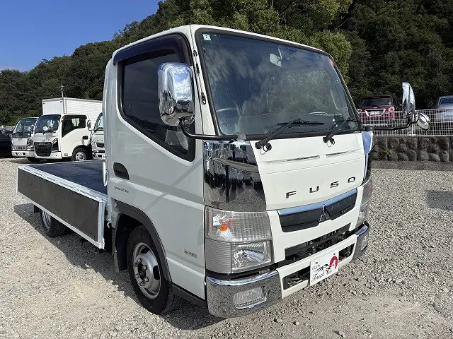 三菱 キャンター TPG-FBA00(2WD)の写真10