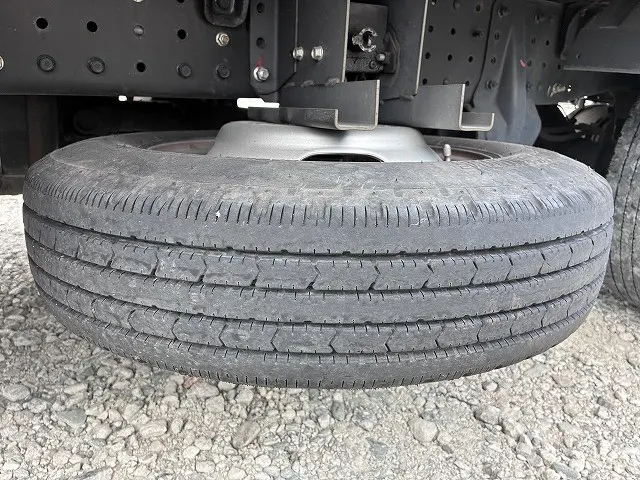 三菱 キャンター TPG-FBA00(2WD)の写真42