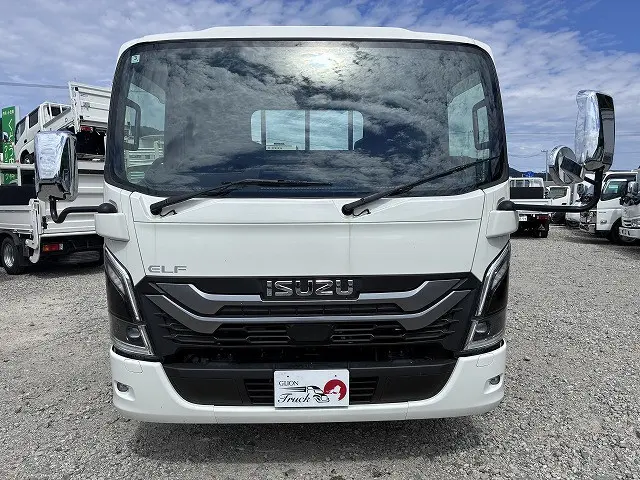 いすゞ エルフ 2RG-NPR88AC(2WD)の写真2