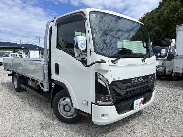 いすゞ エルフ 2RG-NPR88AC(2WD)の写真3