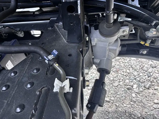 いすゞ エルフ 2RG-NPR88AC(2WD)の写真25