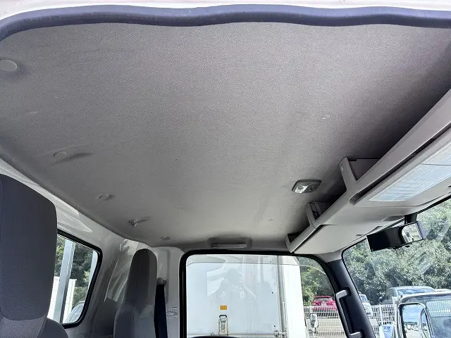 いすゞ エルフ 2RG-NPR88AC(2WD)の写真29