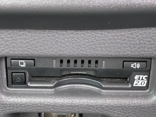 いすゞ エルフ 2RG-NPR88AC(2WD)の写真36