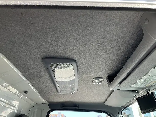 いすゞ エルフ TKG-NLR85N(2WD)の写真45