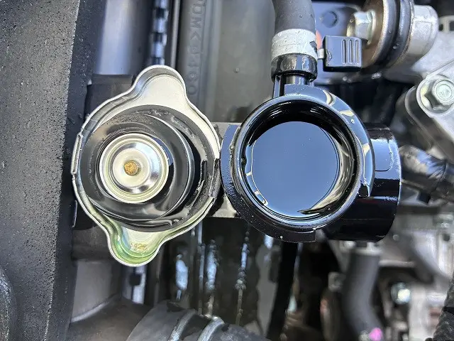 いすゞ エルフ 2TG-NJR88AF(2WD)の写真19