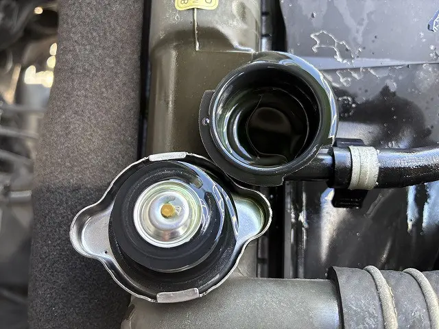いすゞ エルフ KR-NHR69(2WD)の写真18