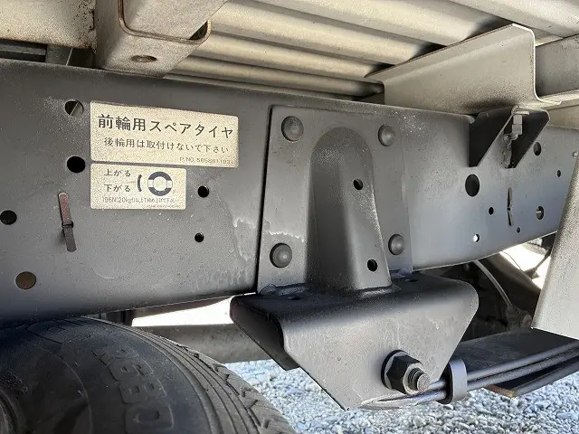 いすゞ エルフ KR-NHR69(2WD)の写真44