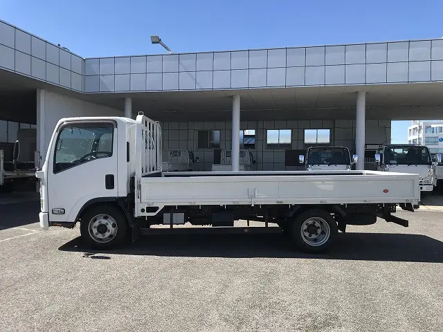 いすゞ エルフ TPG-NPR85AR(2WD)の写真7